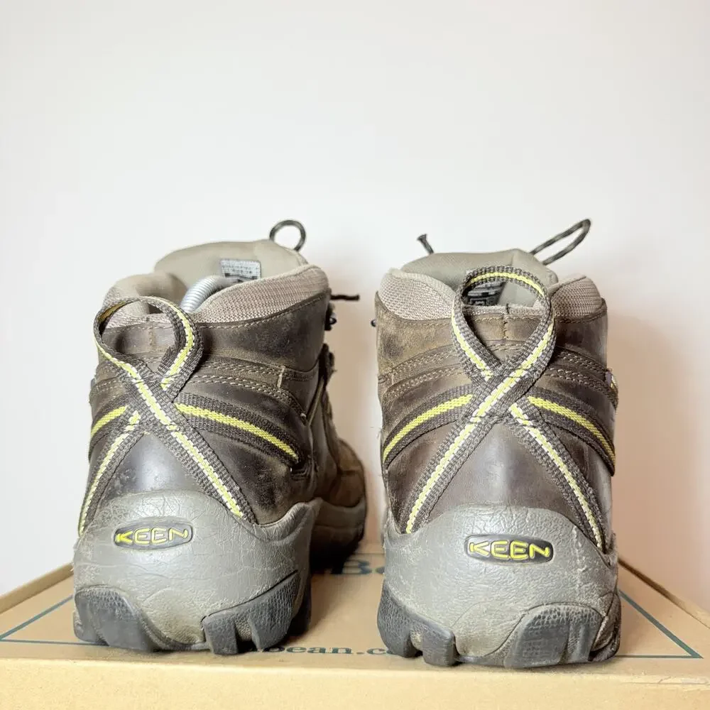 Men's Size 11 Keen Targhee II Mid Waterproof Hiking Boots Brown Leather Trail